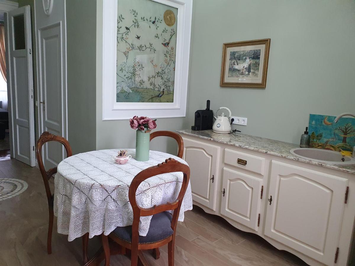 Elisabeth Apartment Oradea Luaran gambar