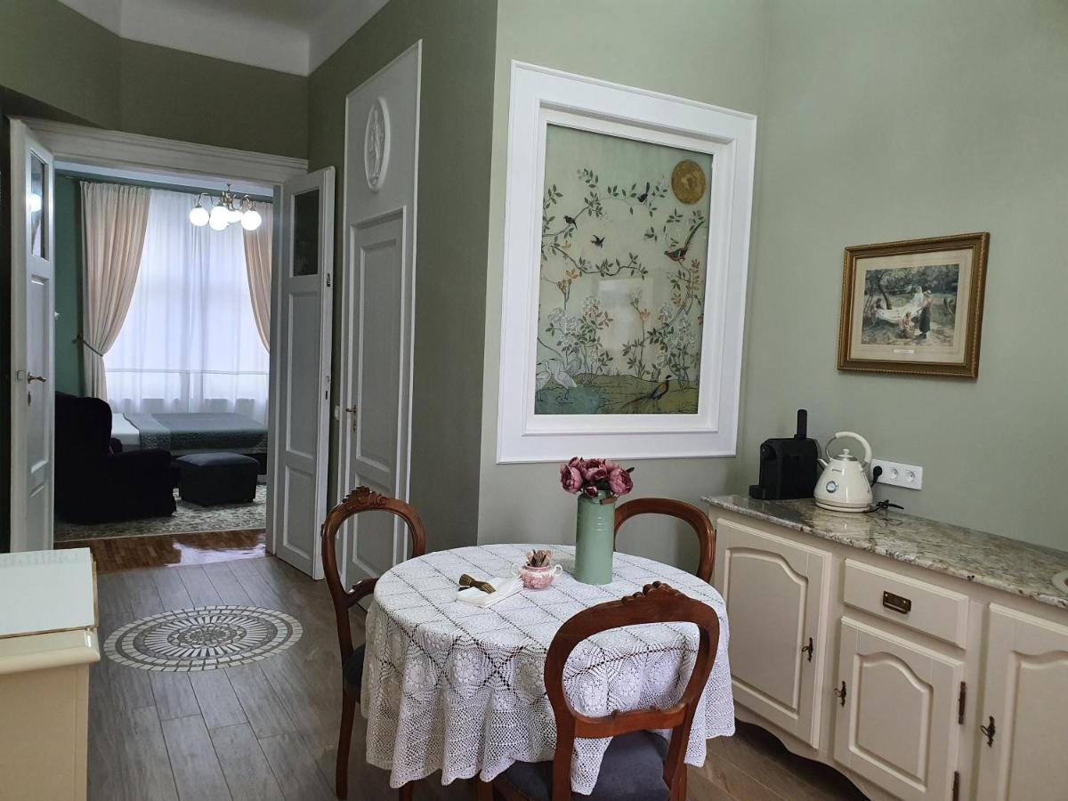 Elisabeth Apartment Oradea Luaran gambar